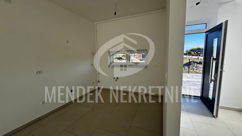 Moderna ku&cacute;a u nizu &lpar;SJ 01&rpar;&comma; Prelog