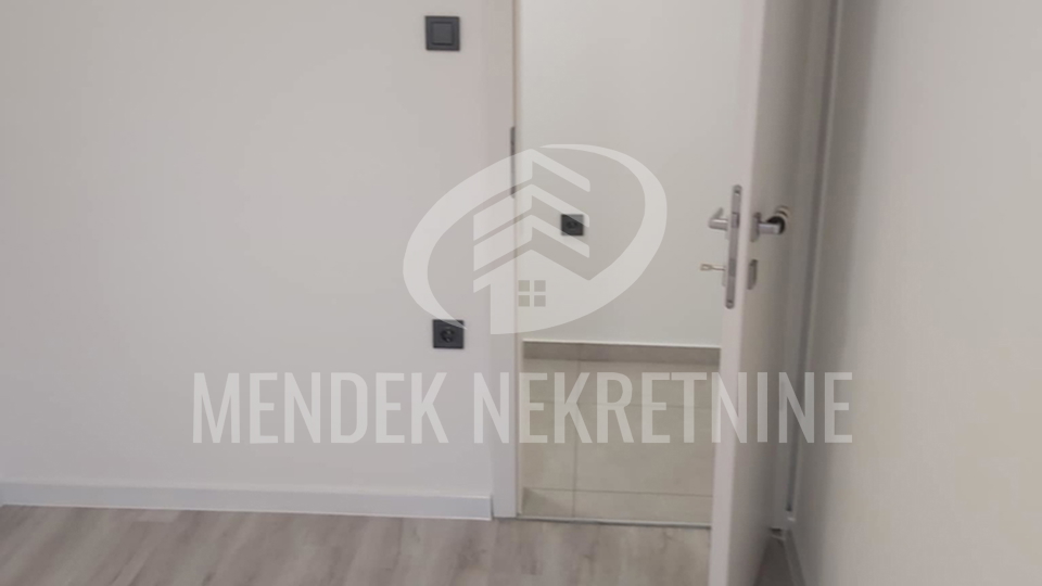 200 m od mora! Apartman, 1. kat, 24 m2, parking, Stara Novalja