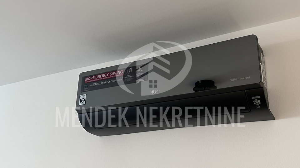 3S STAN 70 m2 + SPREMIŠTE + GARAŽA