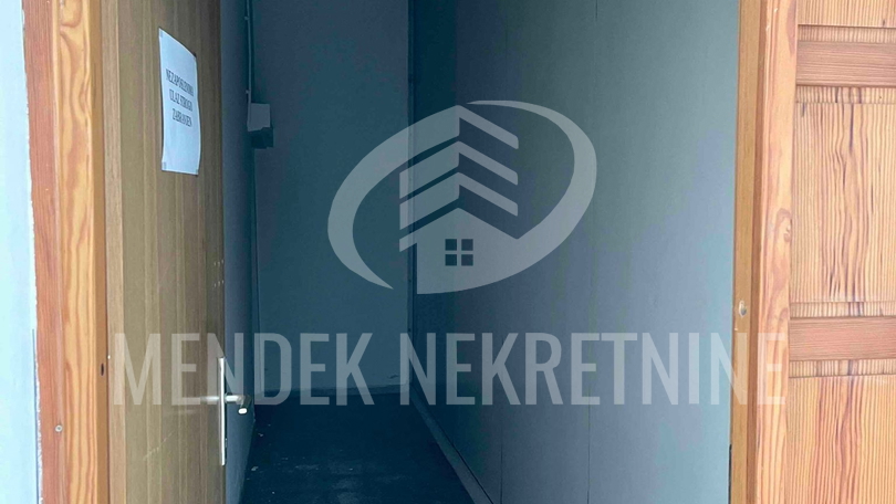 Commercial Property, 134 m2, For Sale, Varaždin - Hallers