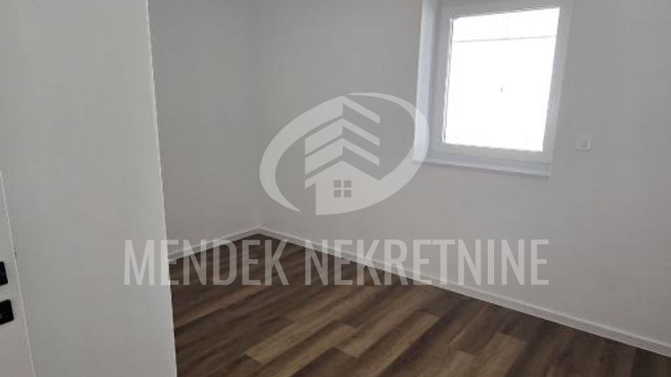 Commercial Property, 115 m2, For Sale, Varaždin - Hallers