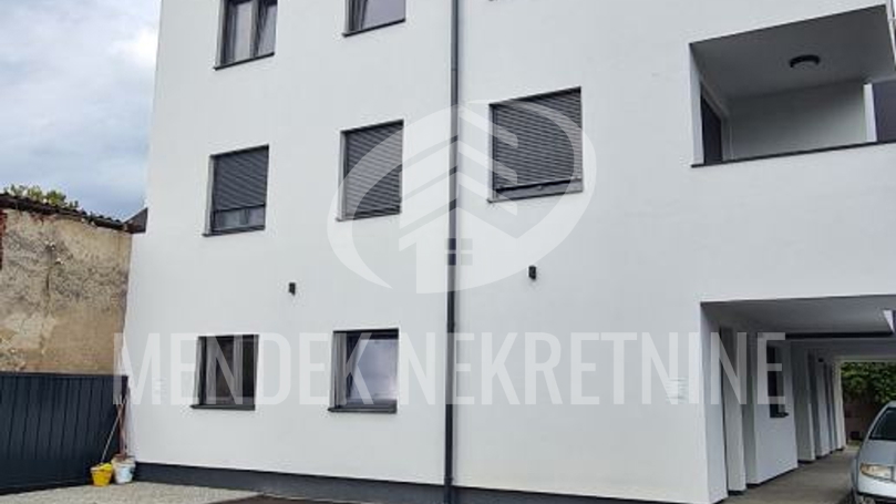 Apartment&comma; 88 m2&comma; For Sale&comma; Vara&zcaron;din - Centar