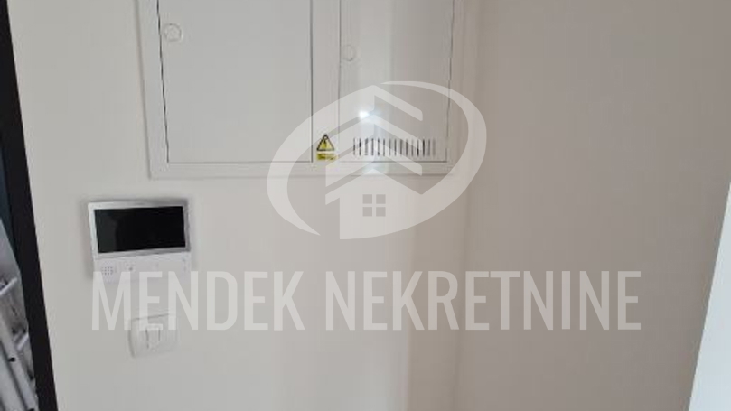 Apartment&comma; 88 m2&comma; For Sale&comma; Vara&zcaron;din - Centar