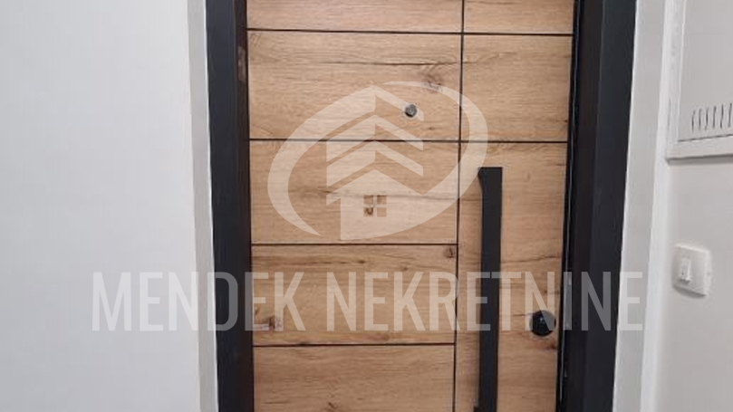 Apartment&comma; 88 m2&comma; For Sale&comma; Vara&zcaron;din - Centar