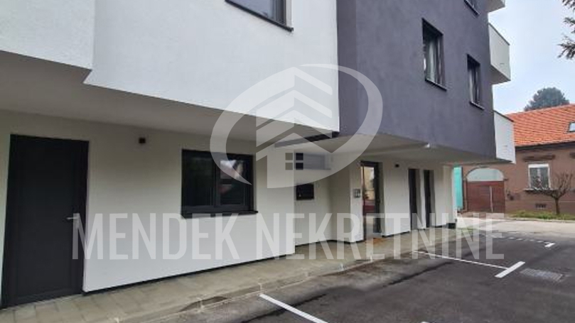 Apartment&comma; 88 m2&comma; For Sale&comma; Vara&zcaron;din - Centar