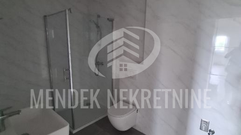 Apartment&comma; 88 m2&comma; For Sale&comma; Vara&zcaron;din - Centar