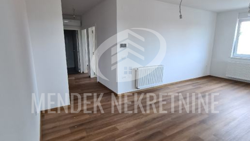 Apartment&comma; 88 m2&comma; For Sale&comma; Vara&zcaron;din - Centar