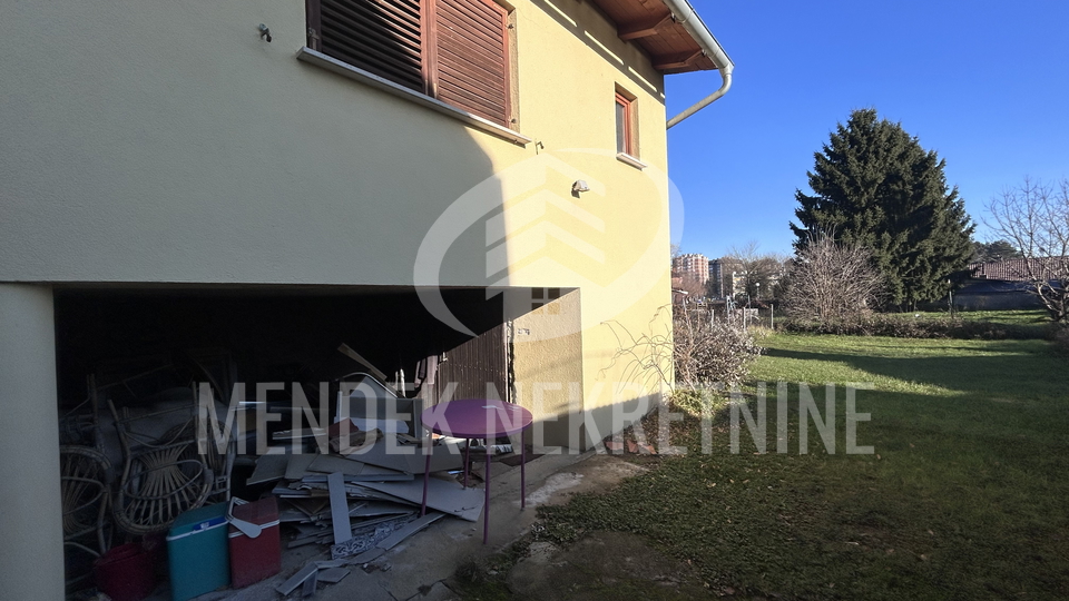 House, 150 m2, For Sale, Varaždin - Centar