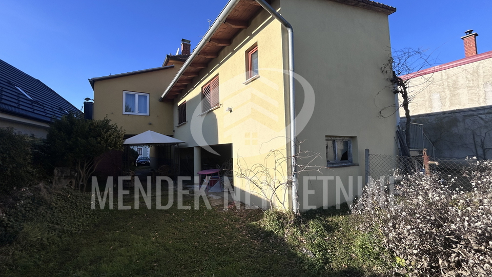 House, 150 m2, For Sale, Varaždin - Centar