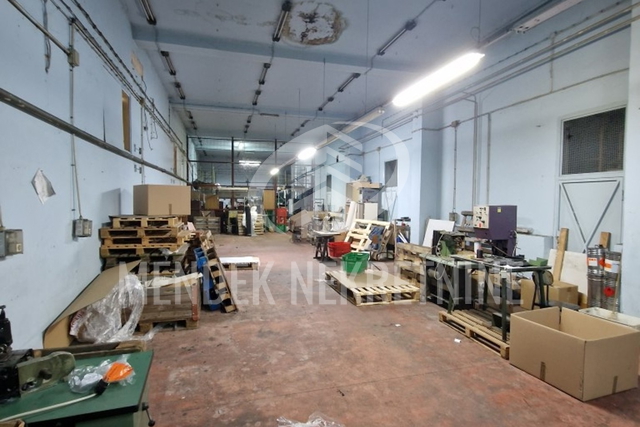 Commercial Property, 1000 m2, For Rent, Varaždin - Varteks