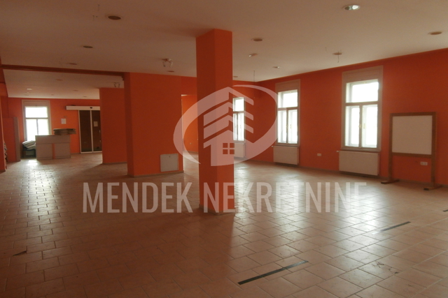 Commercial Property, 200 m2, For Rent, Varaždin - Centar
