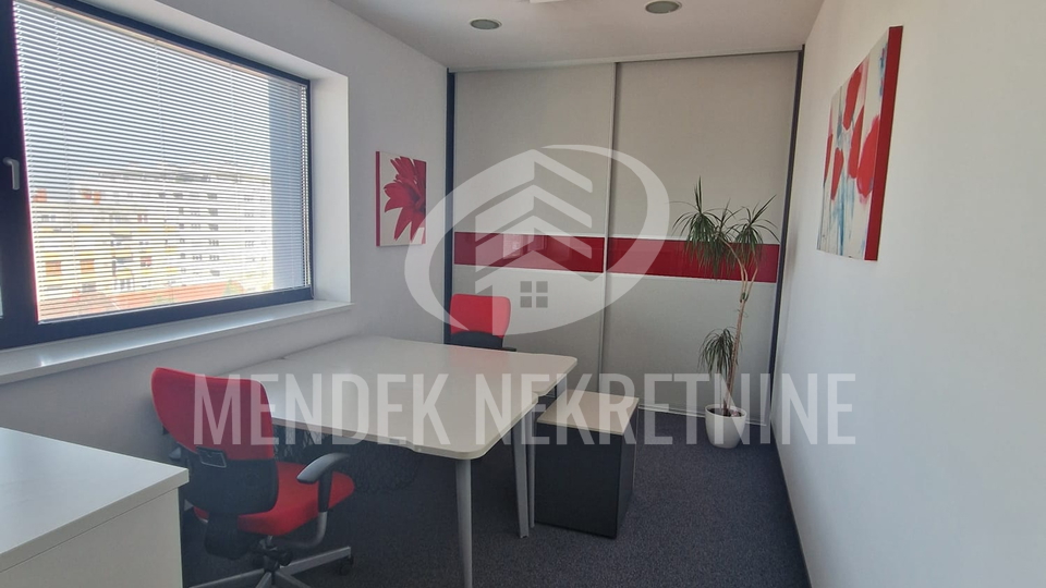 Commercial Property, 131 m2, For Rent, Varaždin - Centar