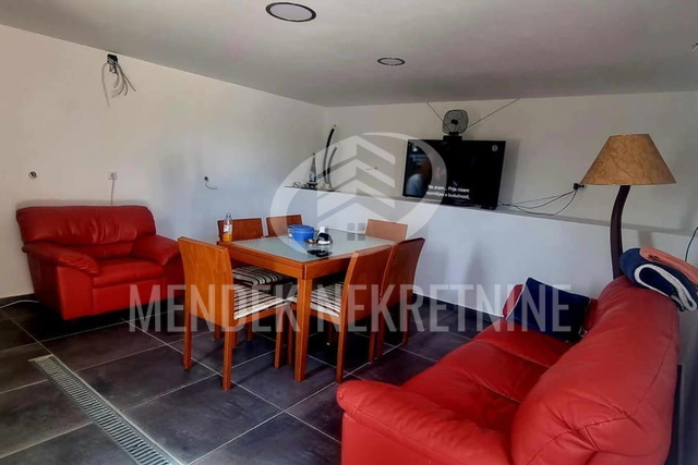 House, 550 m2, For Sale, Bjelovar - Kupinovac