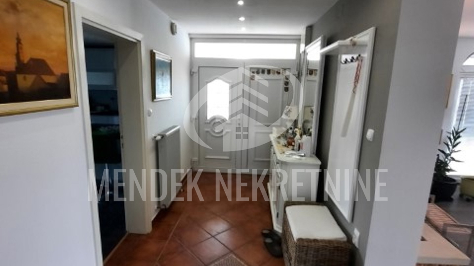 House, 332 m2, For Sale, Hrašćica