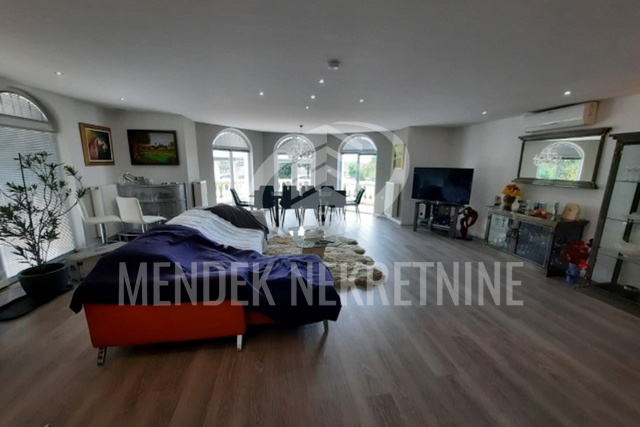 House, 332 m2, For Sale, Varaždin - Okolica - Hrašćica