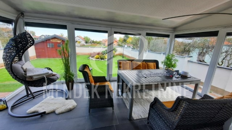 House, 332 m2, For Sale, Hrašćica