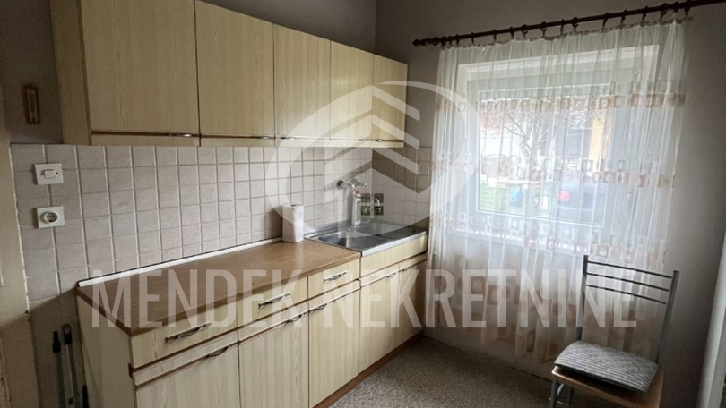 Appartamento&comma; 81 m2&comma; Vendita&comma; Vara&zcaron;din - Centar