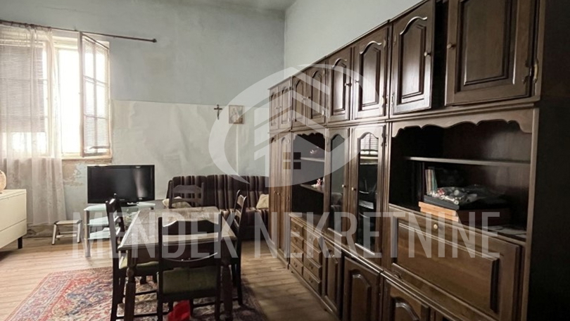 Appartamento&comma; 81 m2&comma; Vendita&comma; Vara&zcaron;din - Centar