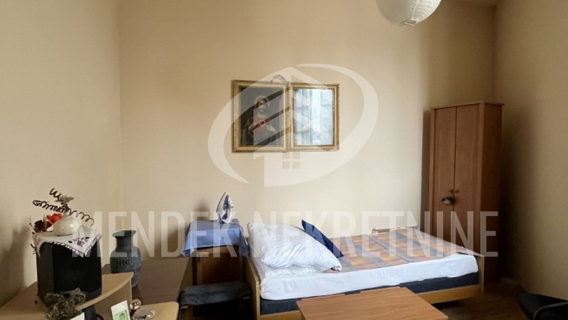 Appartamento&comma; 81 m2&comma; Vendita&comma; Vara&zcaron;din - Centar