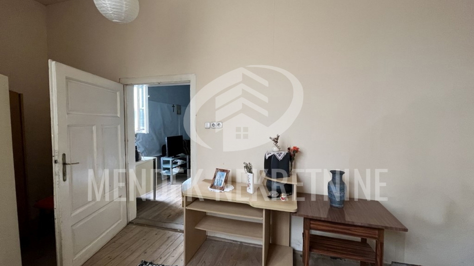 Appartamento&comma; 81 m2&comma; Vendita&comma; Vara&zcaron;din - Centar