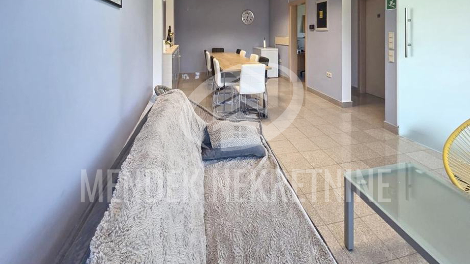 Commercial Property&comma; 520 m2&comma; For Sale&comma; Sveti Ivan Zelina - &Ccaron;re&ccaron;an