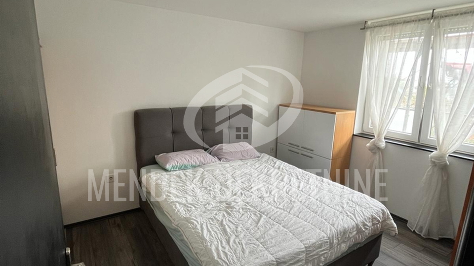 2 soban stan 40m2, 4.kat, NOVA FASADA, Banfica, Varaždin