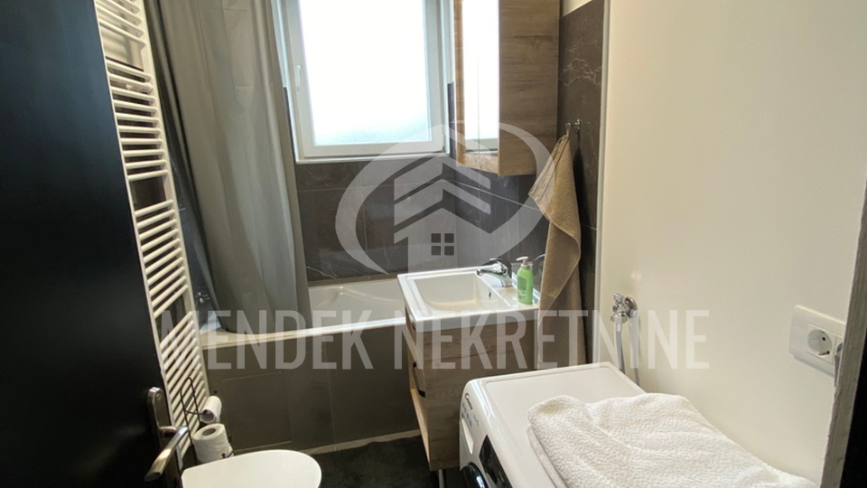2 soban stan 40m2, 4.kat, NOVA FASADA, Banfica, Varaždin