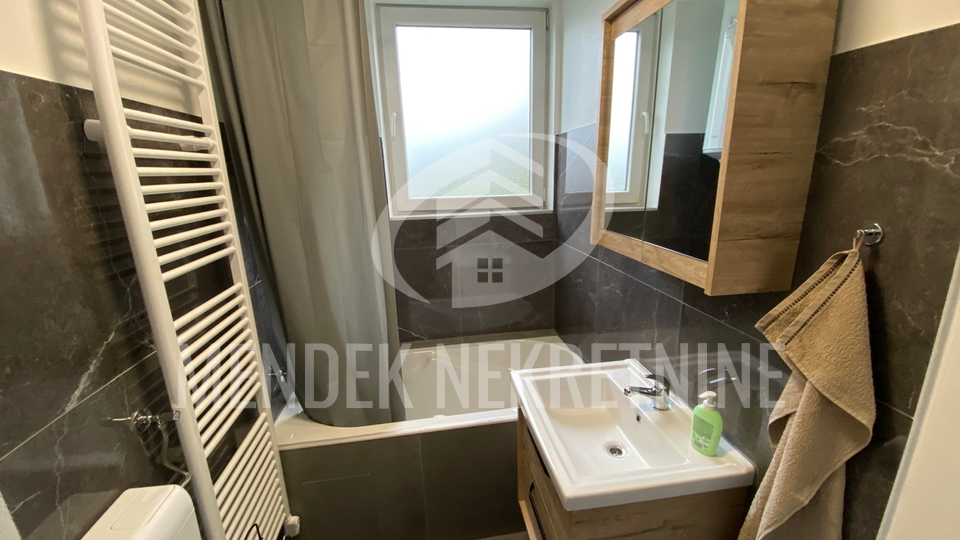 2 soban stan 40m2, 4.kat, NOVA FASADA, Banfica, Varaždin