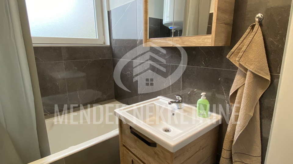 2 soban stan 40m2, 4.kat, NOVA FASADA, Banfica, Varaždin