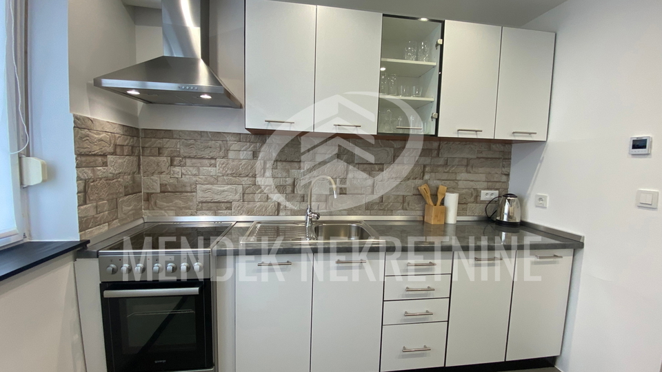 2 soban stan 40m2, 4.kat, NOVA FASADA, Banfica, Varaždin