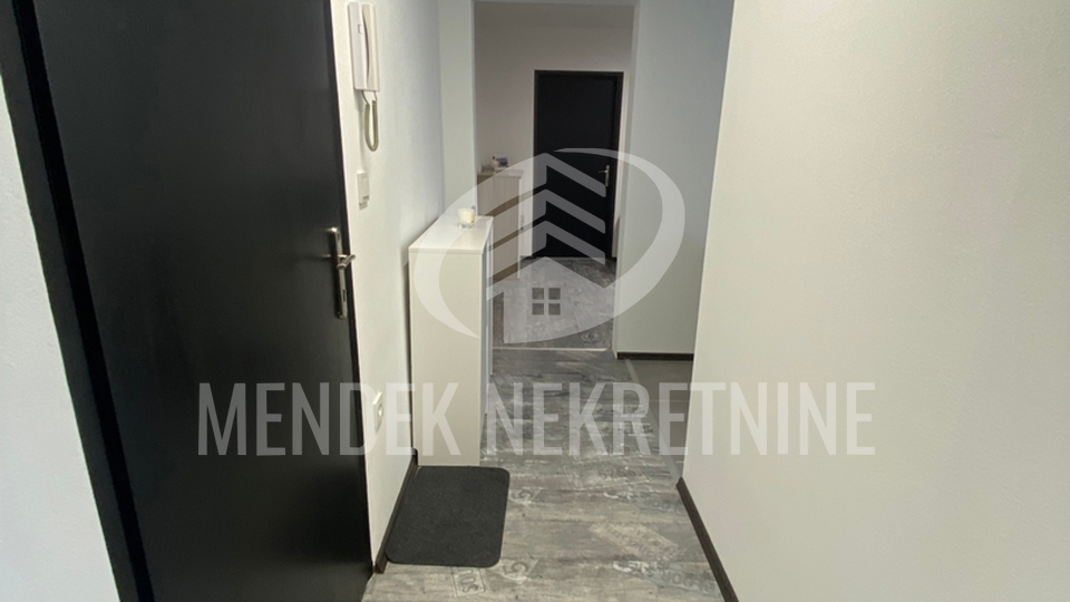 2 soban stan 40m2, 4.kat, NOVA FASADA, Banfica, Varaždin