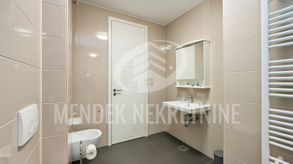 Moderan 2-sobni stan s lo&dstrok;om 60 m2&comma; Vara&zcaron;din&comma; prodaja