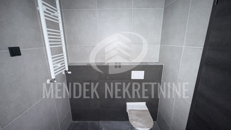 Apartment&comma; 101 m2&comma; For Sale&comma; Vara&zcaron;din - Centar