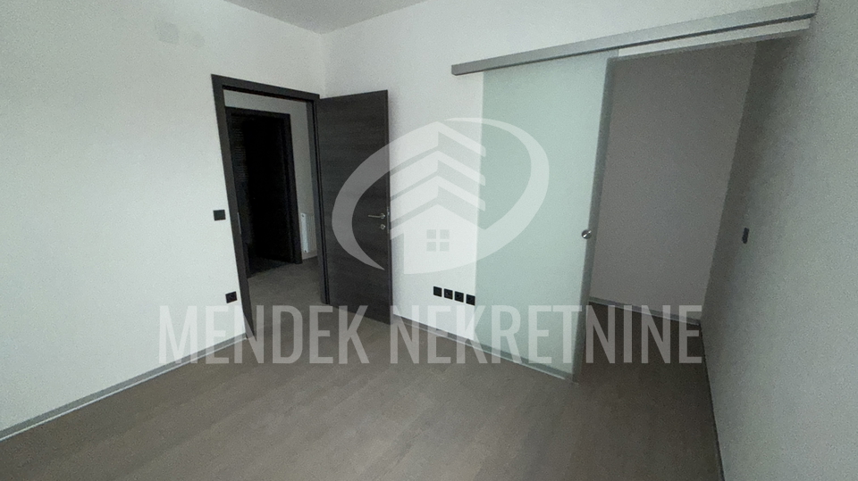 Apartment&comma; 76 m2&comma; For Sale&comma; Vara&zcaron;din - Centar