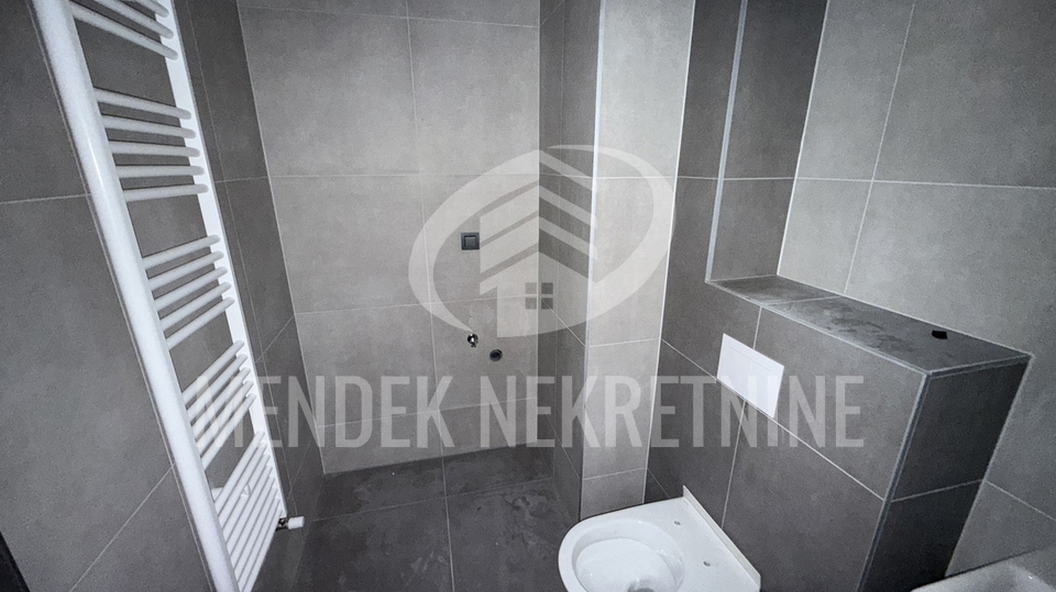 Appartamento&comma; 112 m2&comma; Vendita&comma; Vara&zcaron;din - Centar