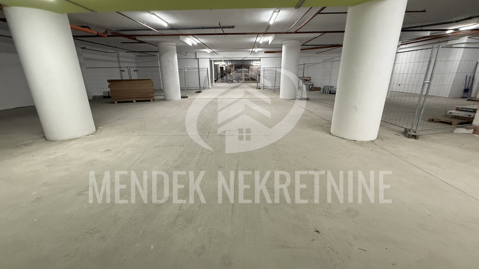 Appartamento&comma; 112 m2&comma; Vendita&comma; Vara&zcaron;din - Centar