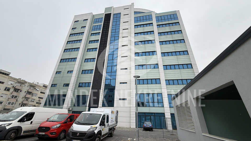 Appartamento&comma; 112 m2&comma; Vendita&comma; Vara&zcaron;din - Centar