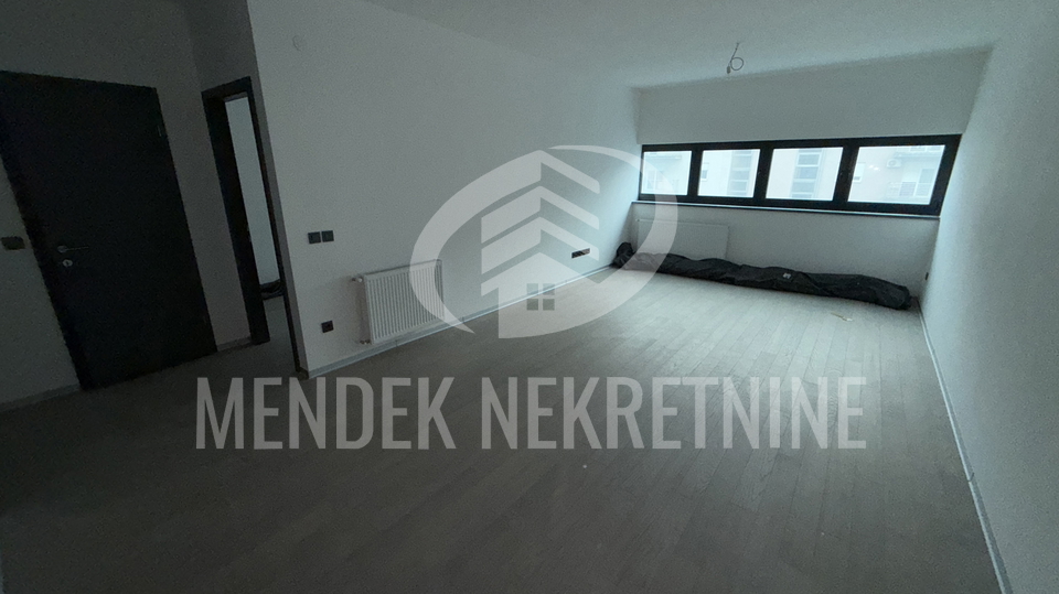 Appartamento&comma; 71 m2&comma; Vendita&comma; Vara&zcaron;din - Centar
