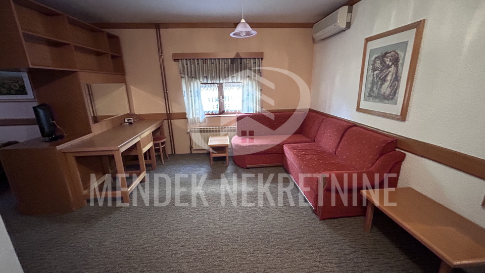 House, 340 m2, For Sale, Varaždin - Centar