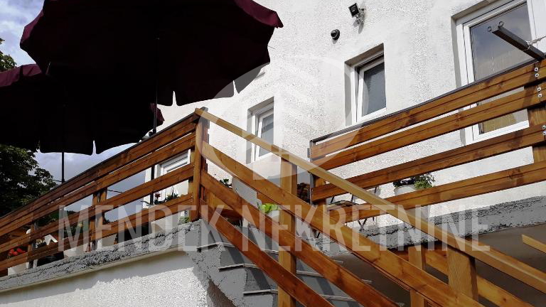 House&comma; 170 m2&comma; For Sale&comma; Plitvi&ccaron;ka Jezera - Li&ccaron;ko Petrovo Selo