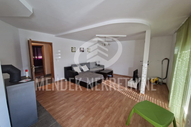 OBITELJSKA KUĆA 240 m2, Trnovec, prodaja