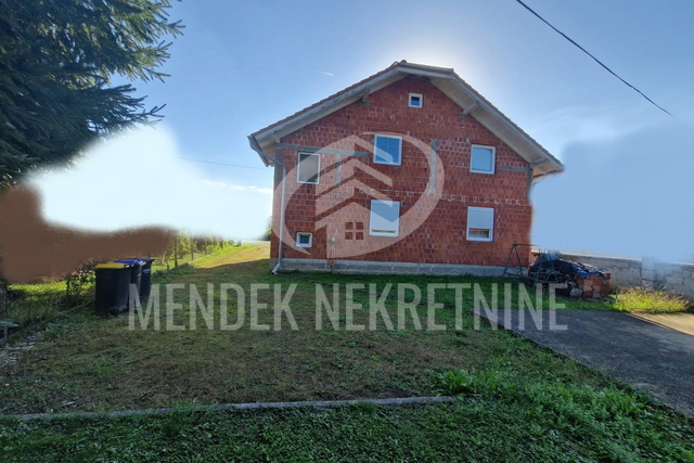 Casa, 240 m2, Vendita, Trnovec