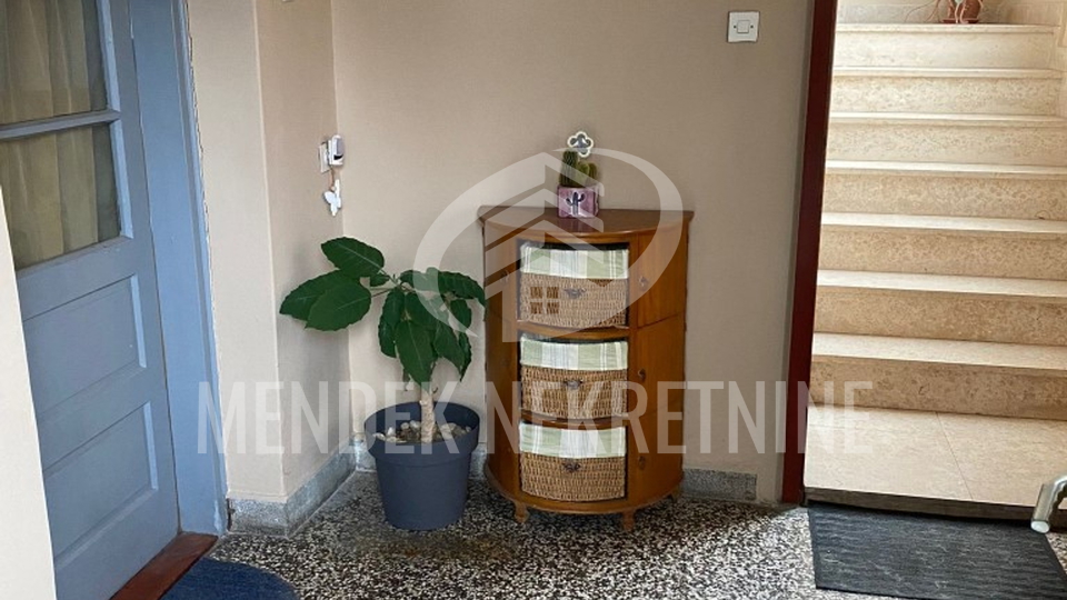 House, 250 m2, For Rent, Varaždin - Centar