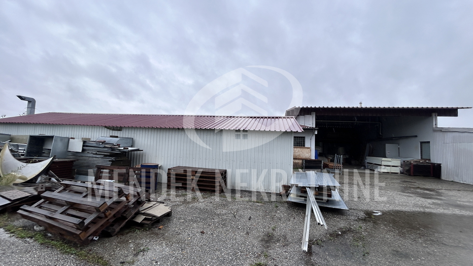 Commercial Property, 2231 m2, For Rent, Trnovec