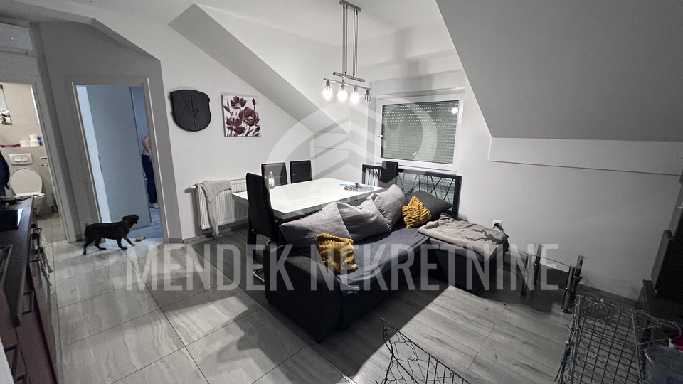 Appartamento, 100 m2, Vendita, Varaždin - Hallers