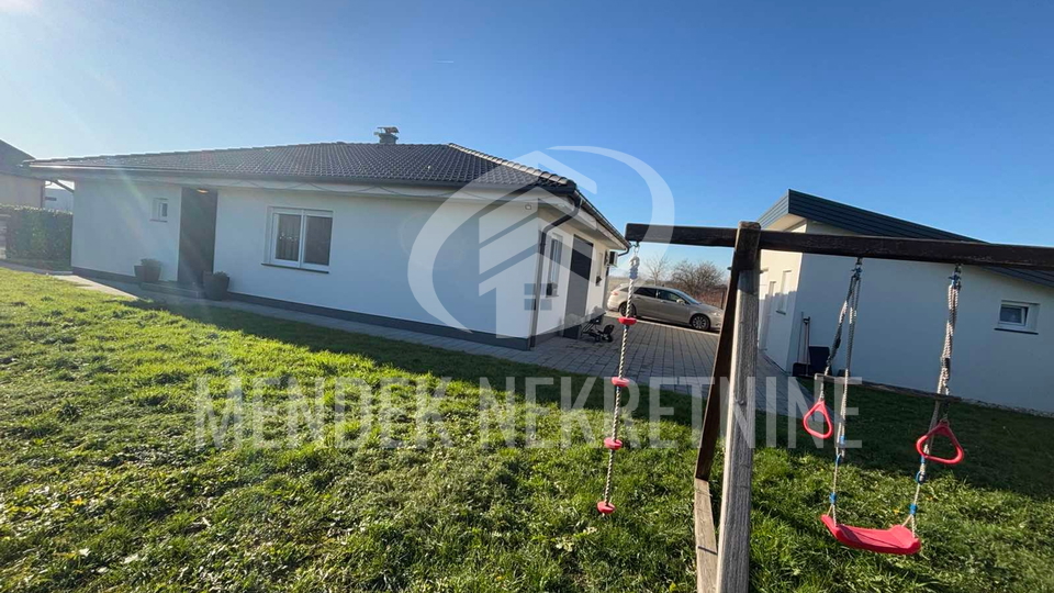 House, 146 m2, For Sale, Varaždin - Hallers
