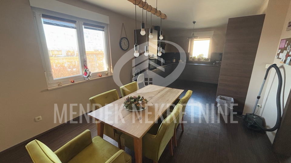House, 146 m2, For Sale, Varaždin - Hallers
