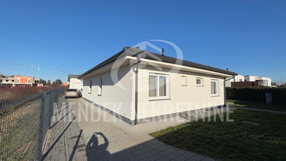 House, 146 m2, For Sale, Varaždin - Hallers