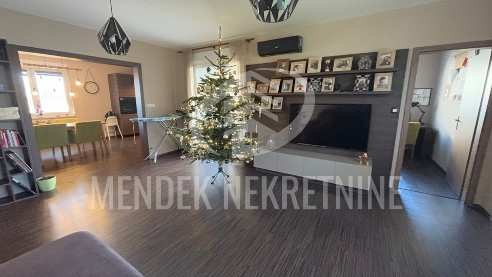 House, 146 m2, For Sale, Varaždin - Hallers