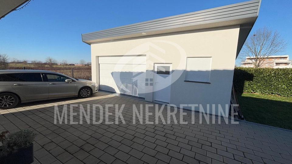 House, 146 m2, For Sale, Varaždin - Hallers
